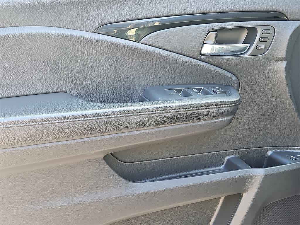 2021 Honda Pilot Touring 8-Passenger