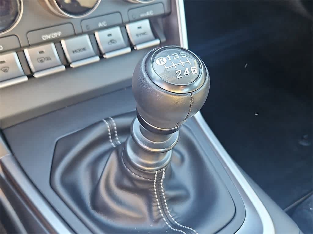 2024 Toyota GR86 Premium