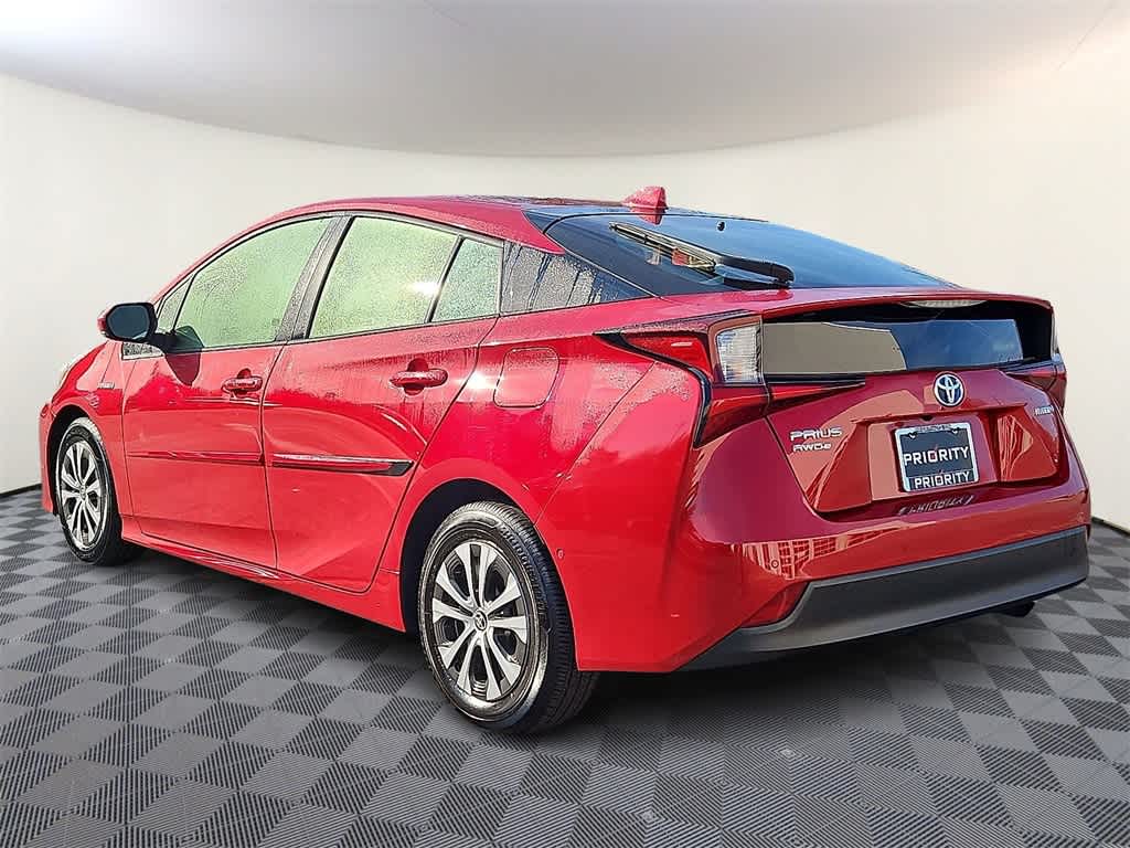 2022 Toyota Prius LE