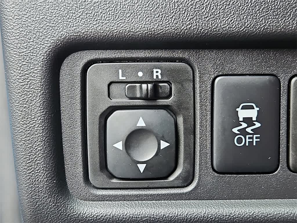 2020 Mitsubishi Mirage LE