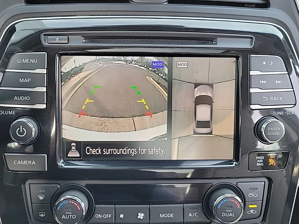 2023 Nissan Maxima Platinum