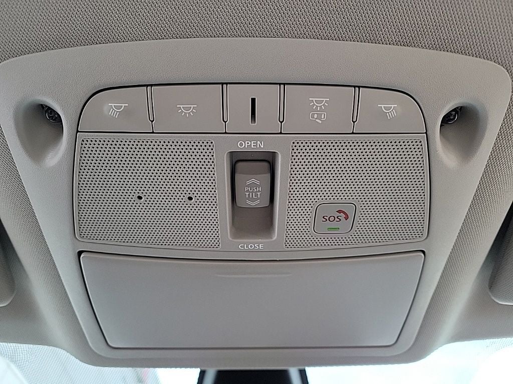 2023 Nissan Maxima Platinum