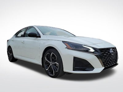 2023 Nissan Altima 2.5 SR