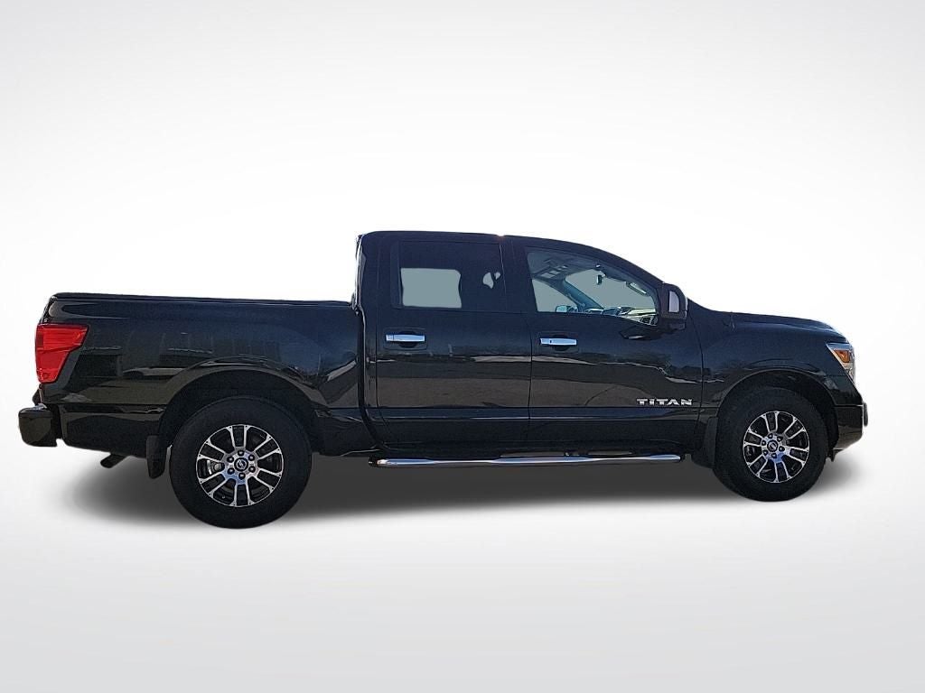 2021 Nissan Titan SV