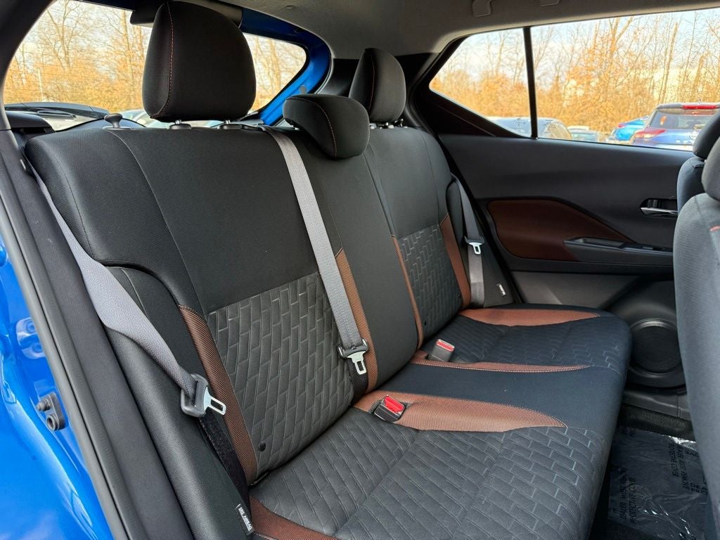 2024 Nissan Kicks SR