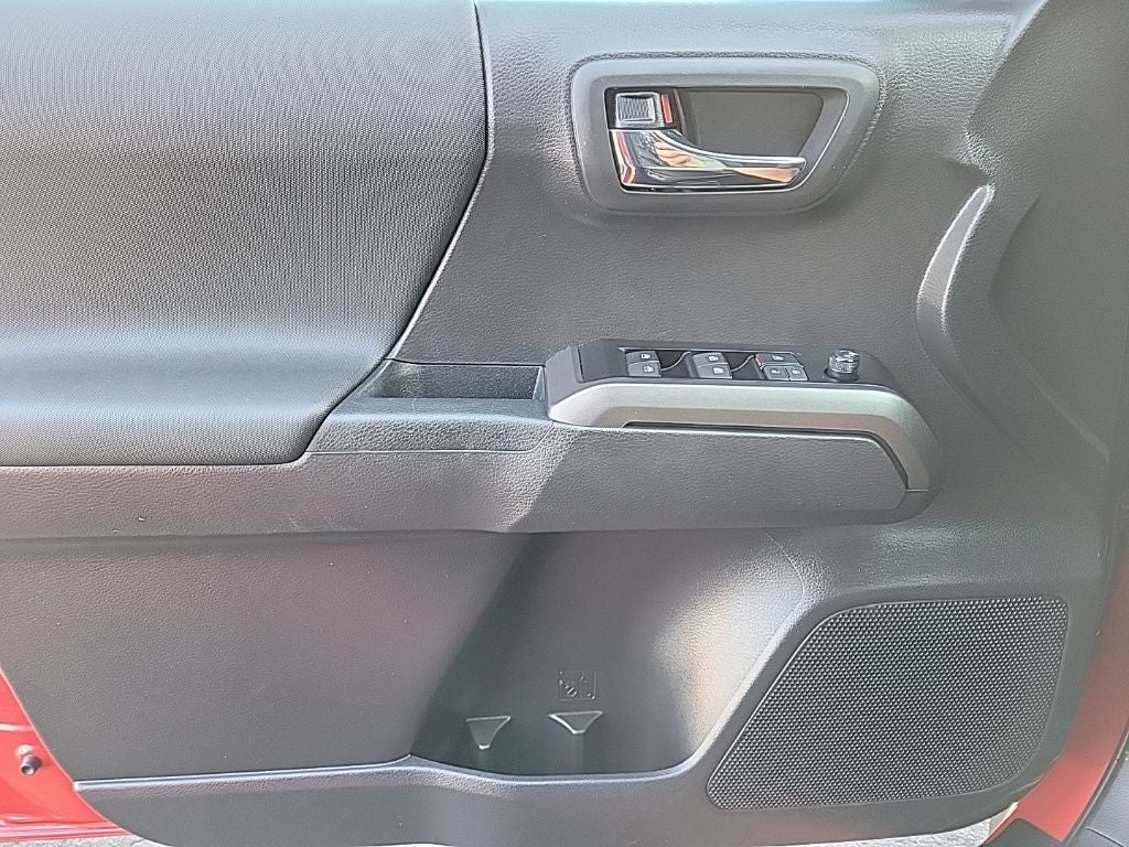 2023 Toyota Tacoma TRD Sport V6