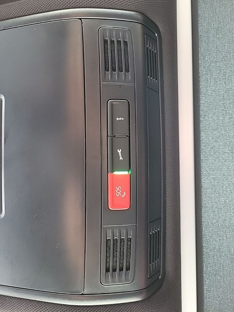 2019 Volkswagen Tiguan 2.0T SEL R-Line 4Motion