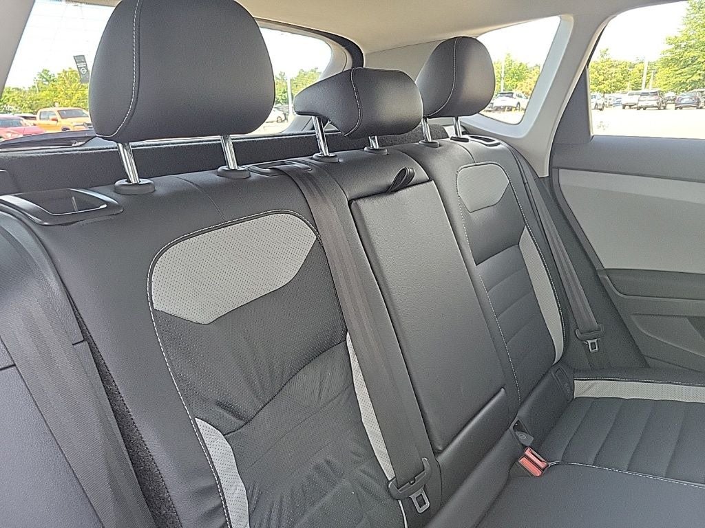 2022 Volkswagen Taos 1.5T SEL