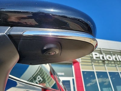 2022 Toyota Camry Hybrid XLE