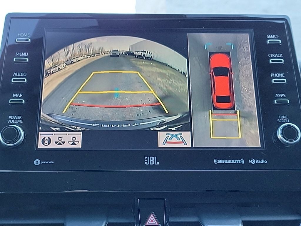 2022 Toyota Camry Hybrid XLE