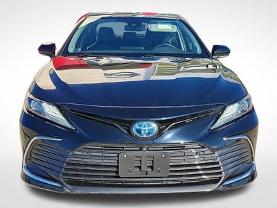 2022 Toyota Camry Hybrid XLE
