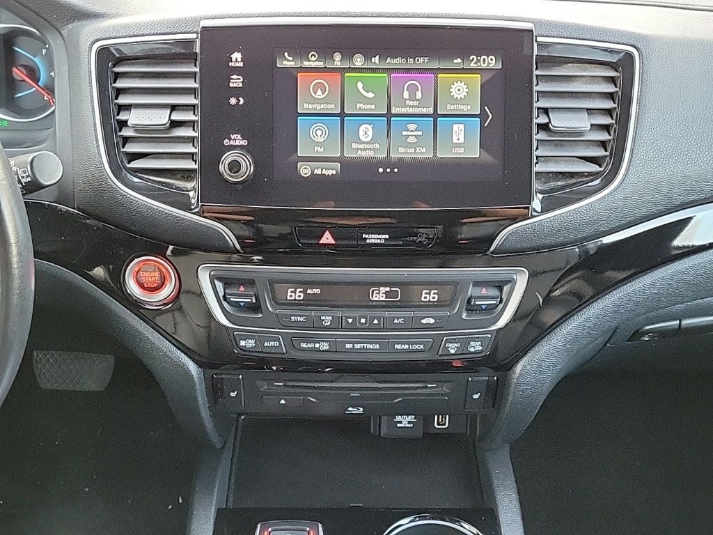 2022 Honda Pilot Touring 7 Passenger