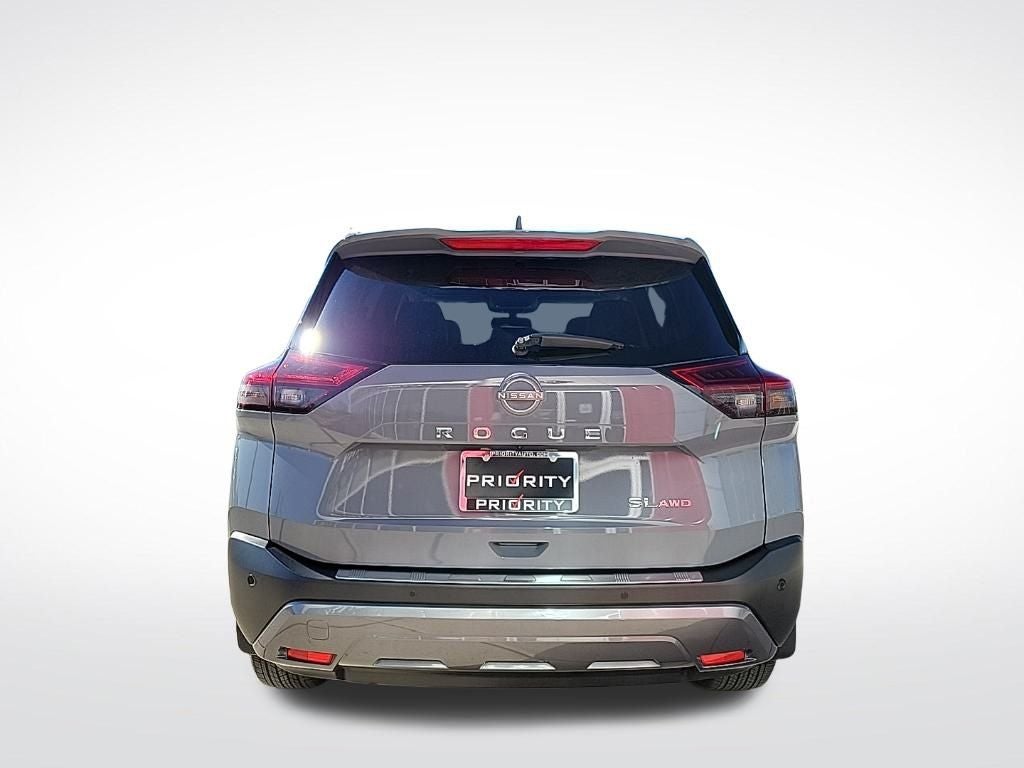 2022 Nissan Rogue SL