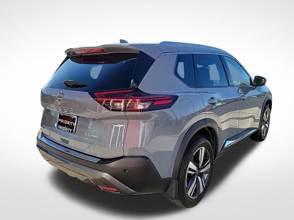 2022 Nissan Rogue SL