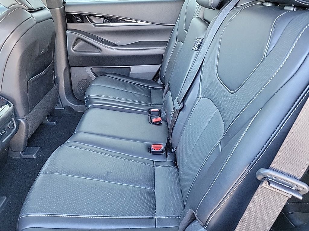 2023 INFINITI QX60 PURE