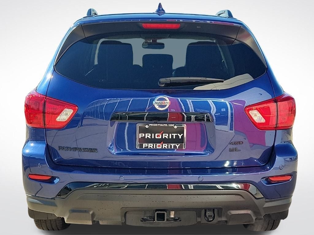 2020 Nissan Pathfinder SL