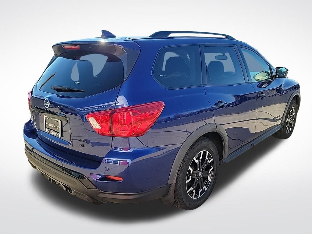 2020 Nissan Pathfinder SL