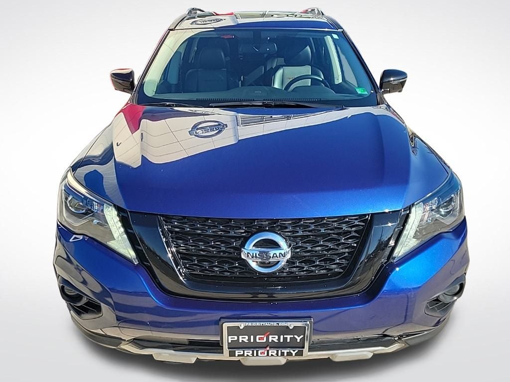2020 Nissan Pathfinder SL