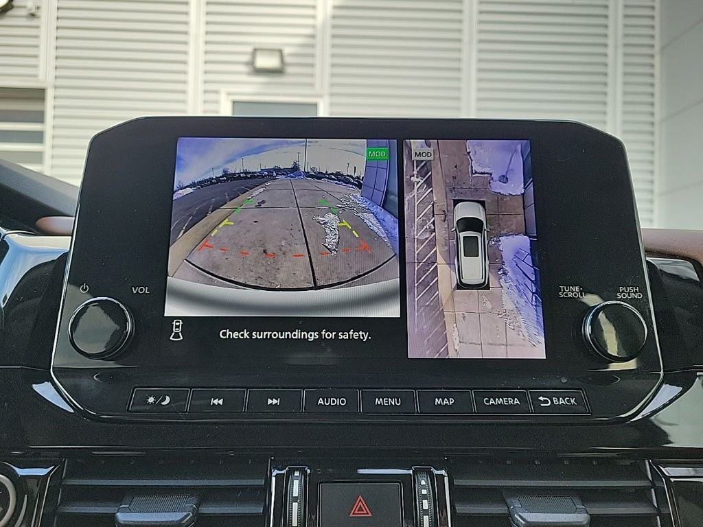 2023 Nissan Pathfinder Platinum