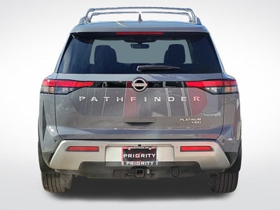 2023 Nissan Pathfinder Platinum