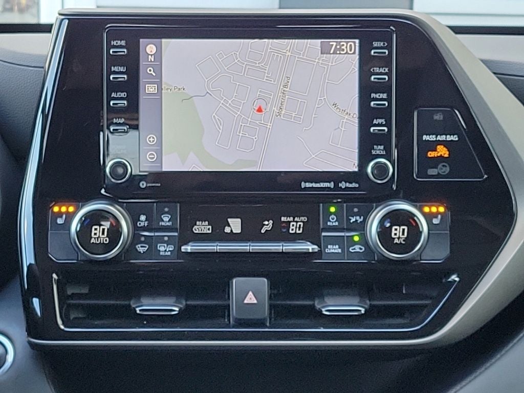 2022 Toyota Highlander XLE