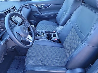 2022 Nissan Rogue Sport SV