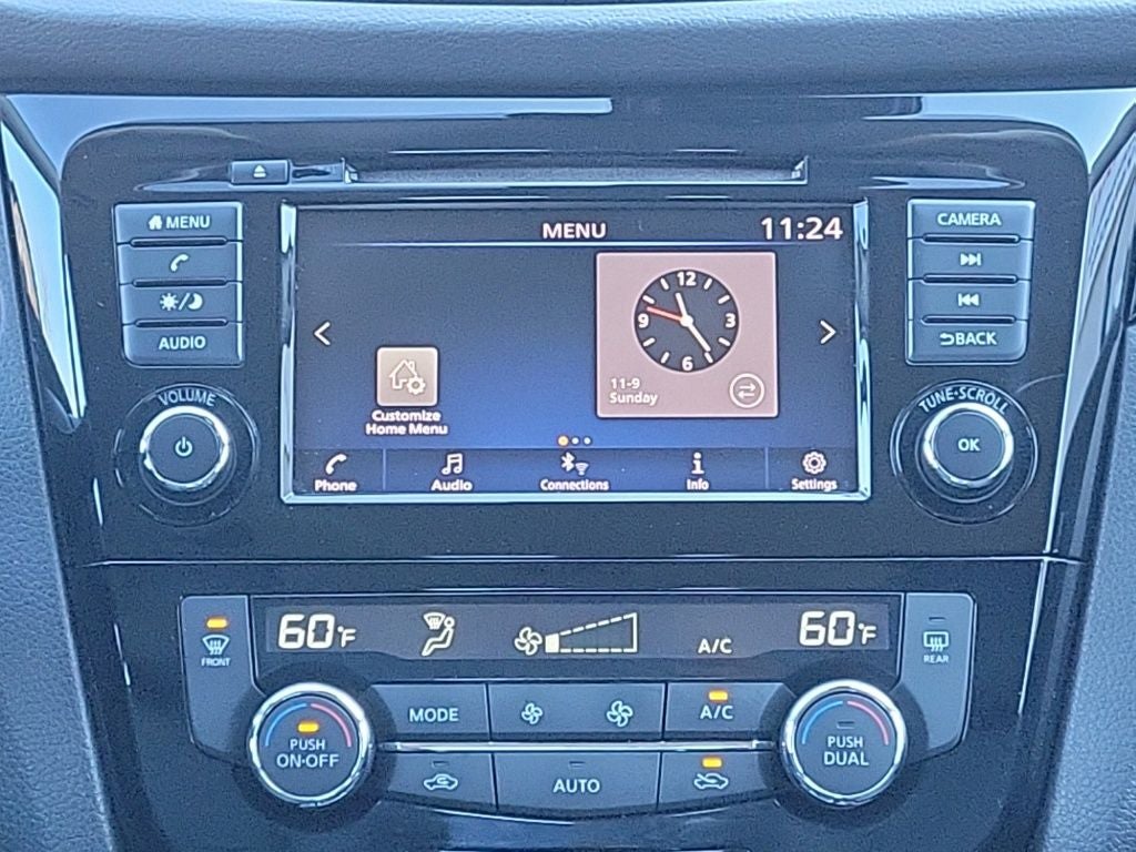 2022 Nissan Rogue Sport SV