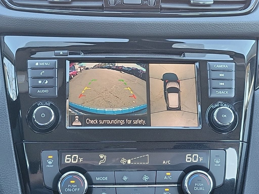 2022 Nissan Rogue Sport SV