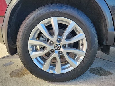 2022 Nissan Rogue Sport SV