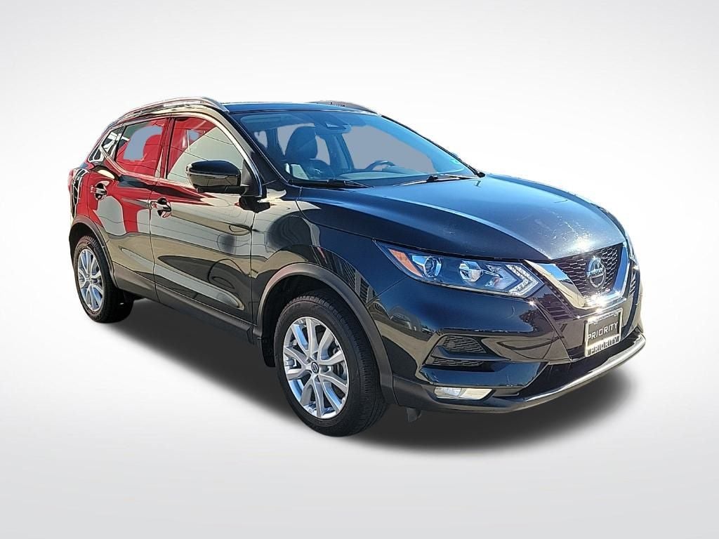 2022 Nissan Rogue Sport SV