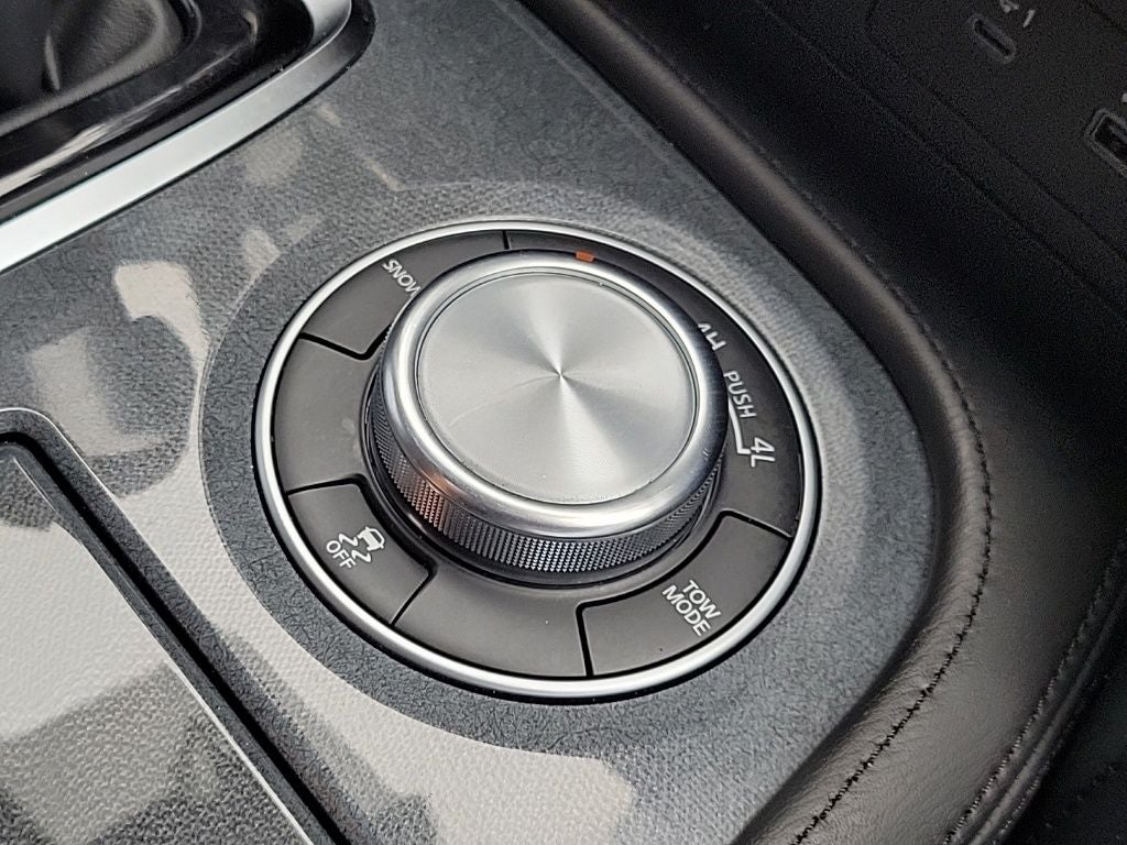 2023 Nissan Armada SV