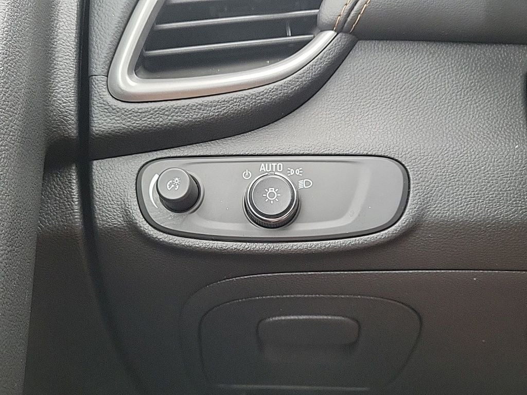 2021 Chevrolet Trax LS