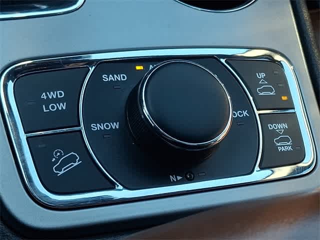 2020 Jeep Grand Cherokee Overland