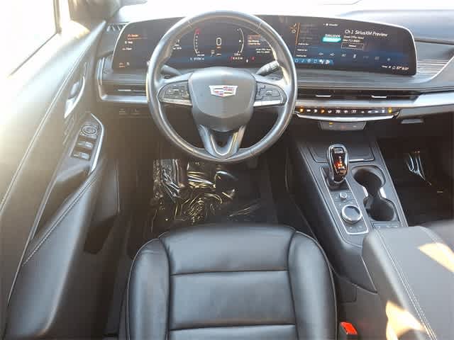 2024 Cadillac XT4 FWD Premium Luxury