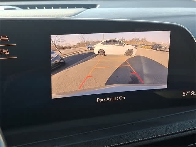 2024 Cadillac XT4 FWD Premium Luxury