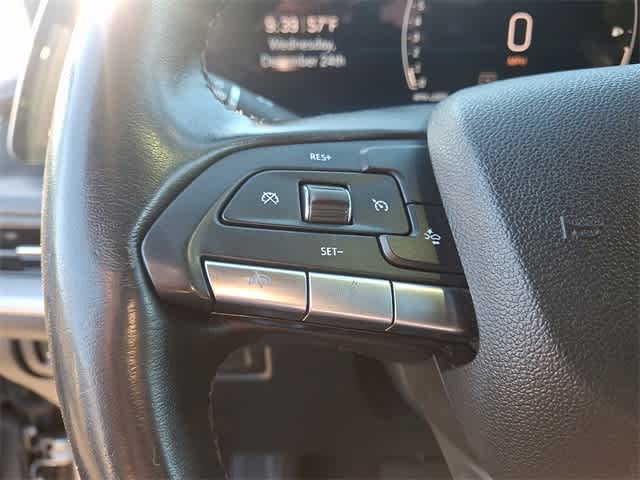 2024 Cadillac XT4 FWD Premium Luxury