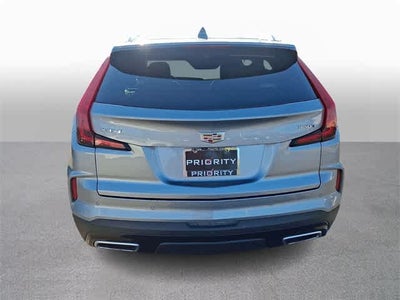 2024 Cadillac XT4 FWD Premium Luxury
