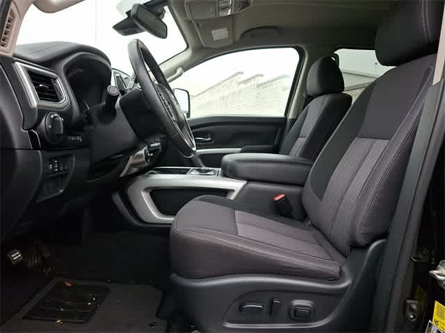 2021 Nissan Titan SV