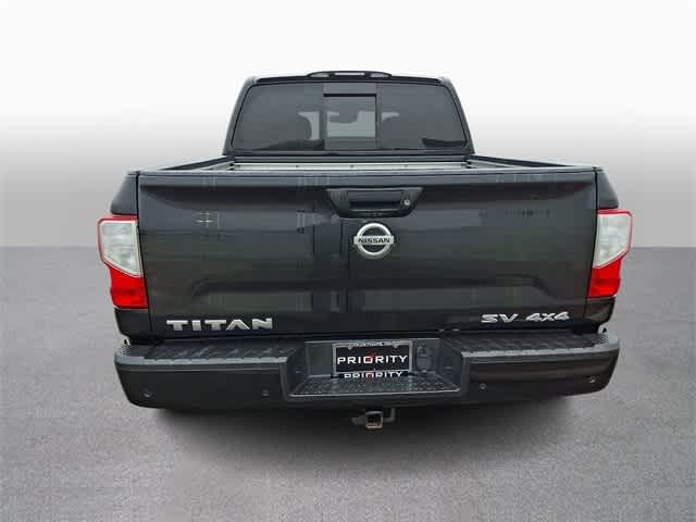 2021 Nissan Titan SV