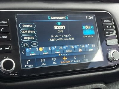 2022 Nissan Kicks SR