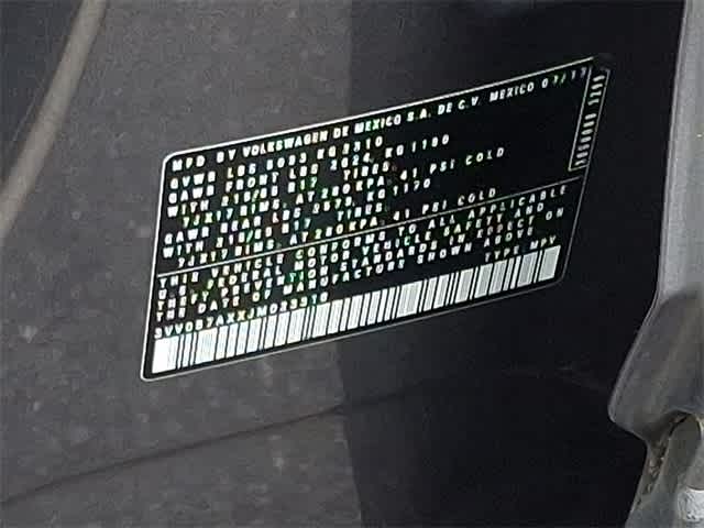 2018 Volkswagen Tiguan S