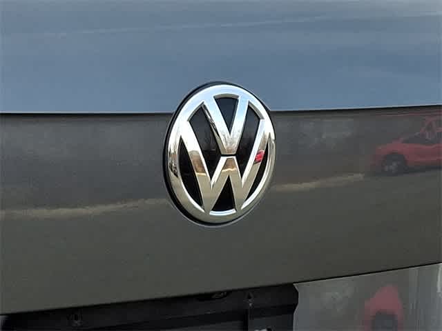 2018 Volkswagen Tiguan S