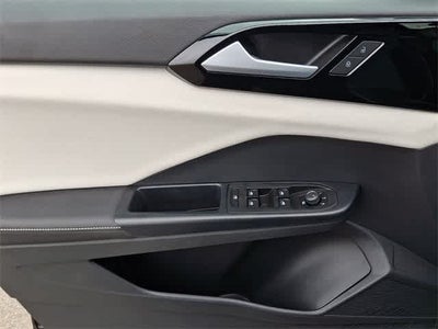 2025 Volkswagen Taos S