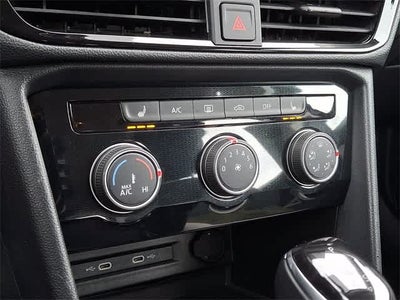 2025 Volkswagen Taos S