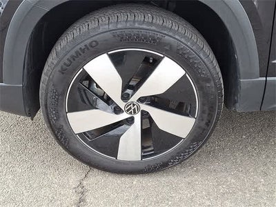 2025 Volkswagen Taos S