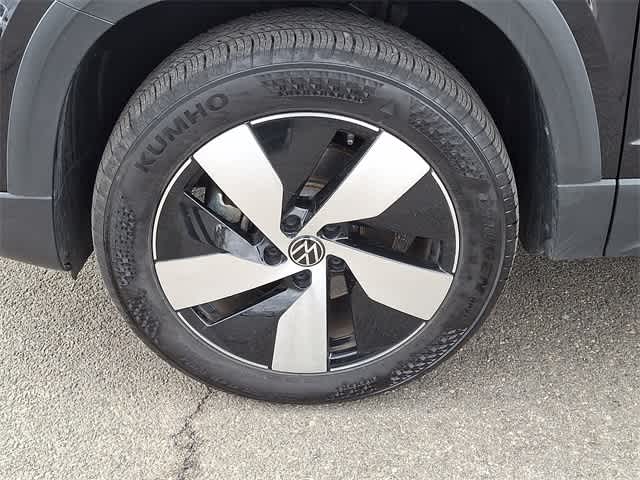 2025 Volkswagen Taos S