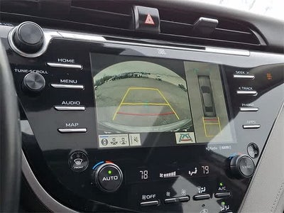 2020 Toyota Camry Hybrid XLE