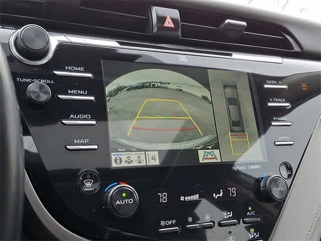 2020 Toyota Camry Hybrid XLE