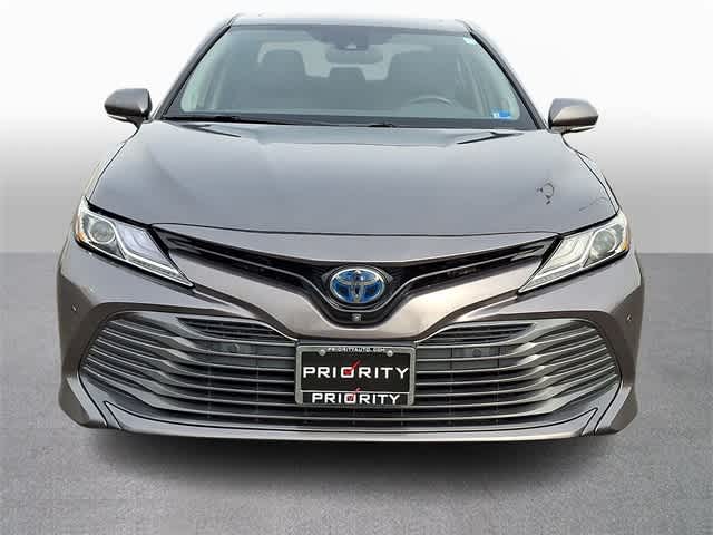 2020 Toyota Camry Hybrid XLE