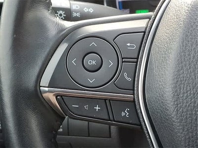 2020 Toyota Camry Hybrid XLE